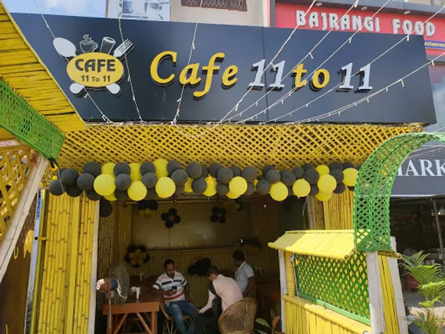 Cafe 11 to 11