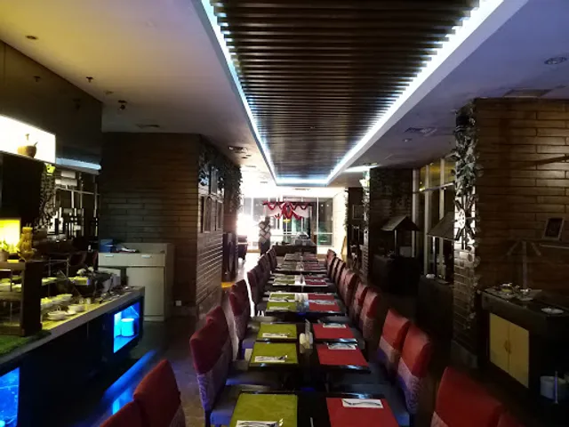 Prima Resto, Star Hotel
