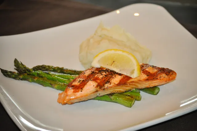 The Dignitary Restaurant & Lounge