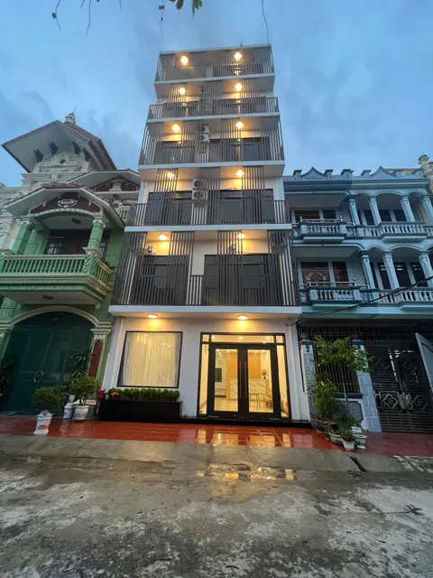 2CE Apartment & hotel Văn Cao Hải Phòng