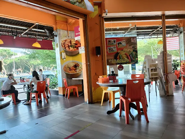 Kang Bee Hong (Bukit Indah)