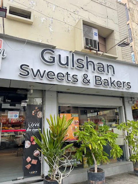 Gulshan Sweets & Bakery