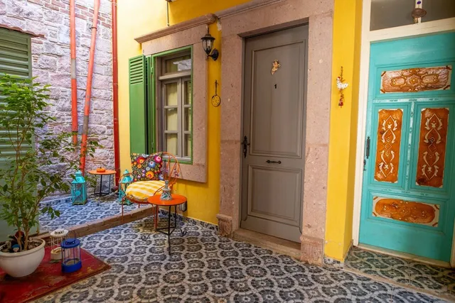 Narlı Kız Konağı