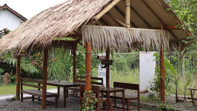 Warunk Iciiik Iwiiir