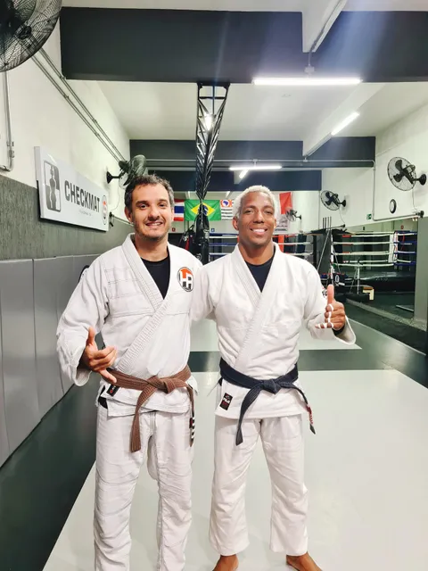 Escola de Lutas- Jiu-jitsu Infantil