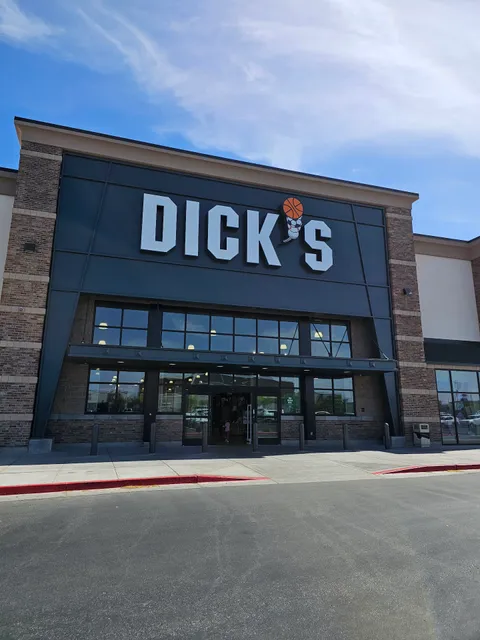 DICK'S Sporting Goods