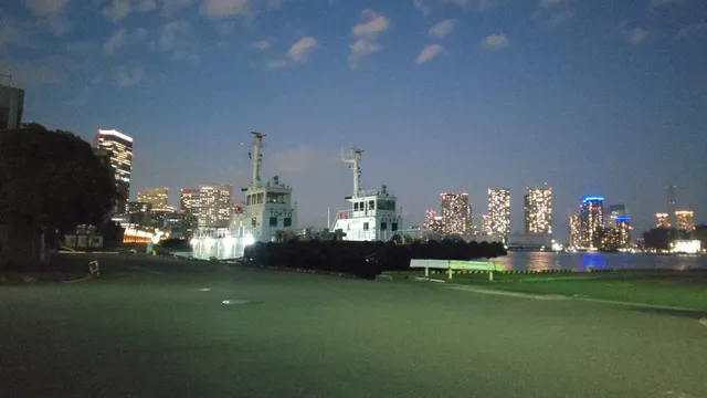 Burke Shibauramae Parking Lot