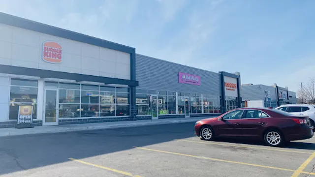 Roll Me Up Ice Cream & Desserts - Oshawa