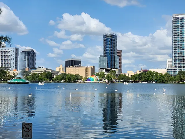 Lake Eola Park