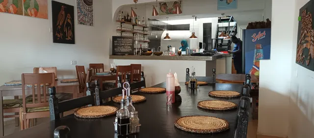 Chang Thai Restaurant @ House of Wine