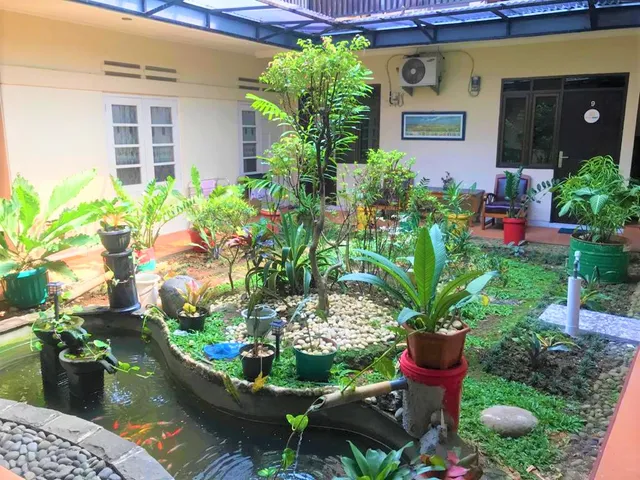 Poetri Guest House Syariah near Kebun Raya Bogor