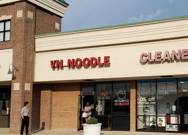 V N Noodle House
