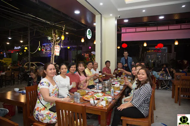 Hải Sản Trí Hằng