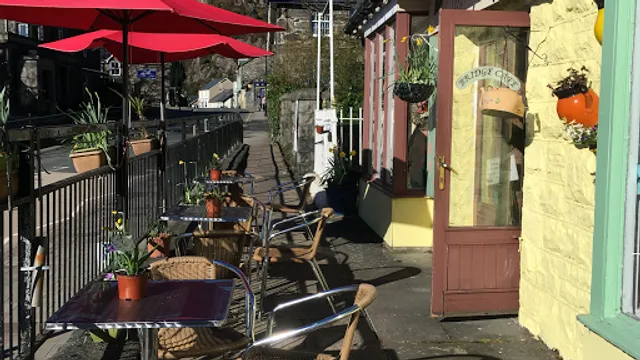 The Bridge Cafe