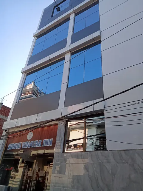 Siddhi Vinayak Inn