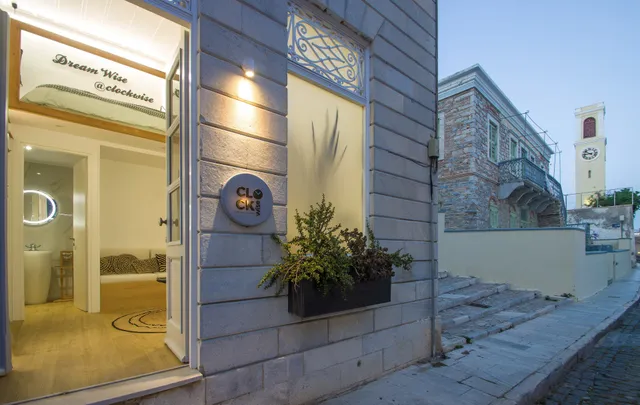 Clock Wise Tiny Luxury Studio in Ermoupolis, Syros
