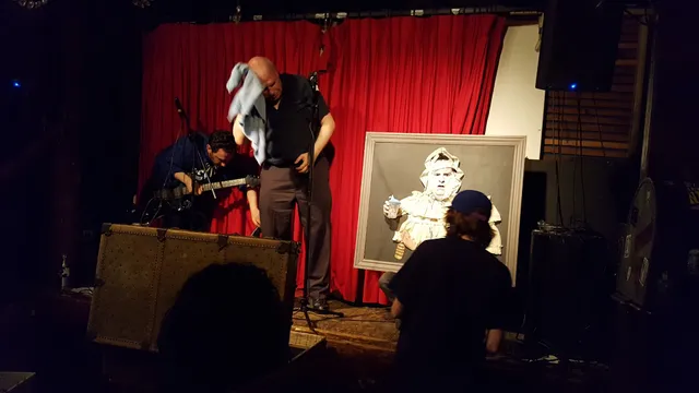 Hyperion Avenue Tavern