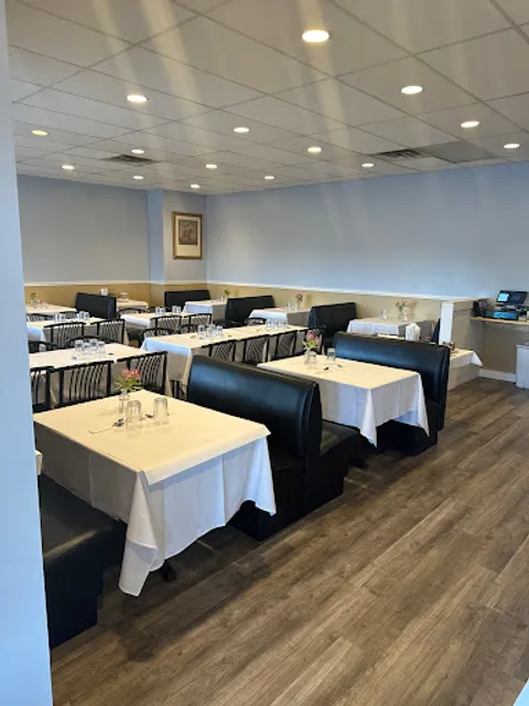 Xang Thai & Sushi (Old Lovely Thai)