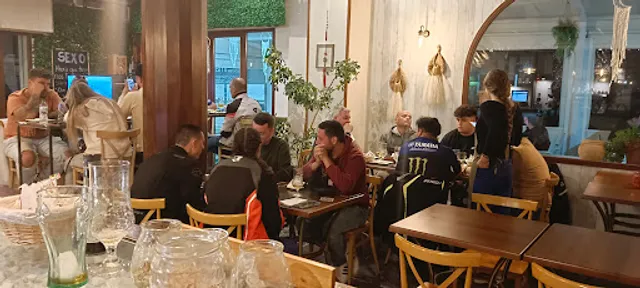 Puerto Mío, restaurante argentino