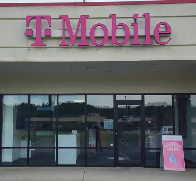 T-Mobile Authorized Retailer