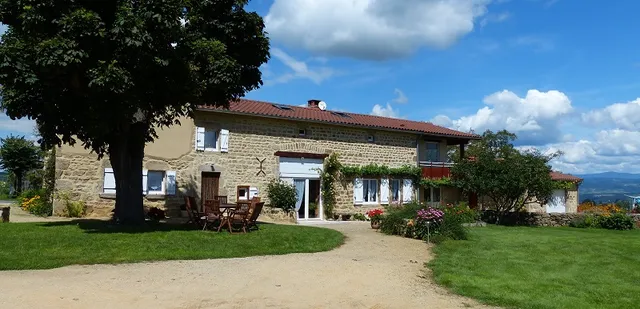 Gîte meublé 5 personnes CHEZ TIANE