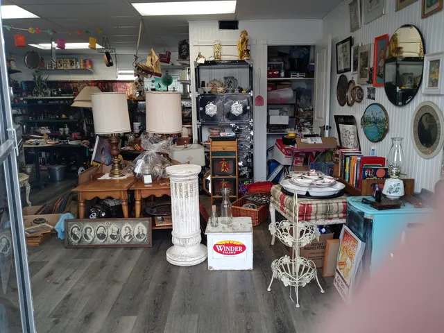 Humble Me Unique Home Furnishings & Treasures