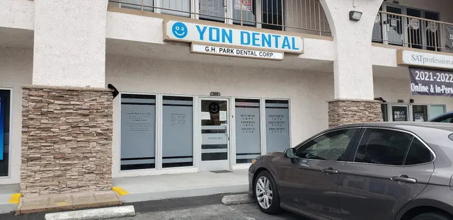 Camino Del Sol Shopping Center