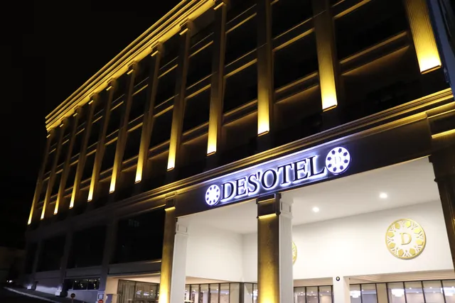 DES OTEL