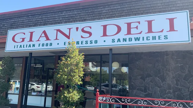 Gian's Delicatessen