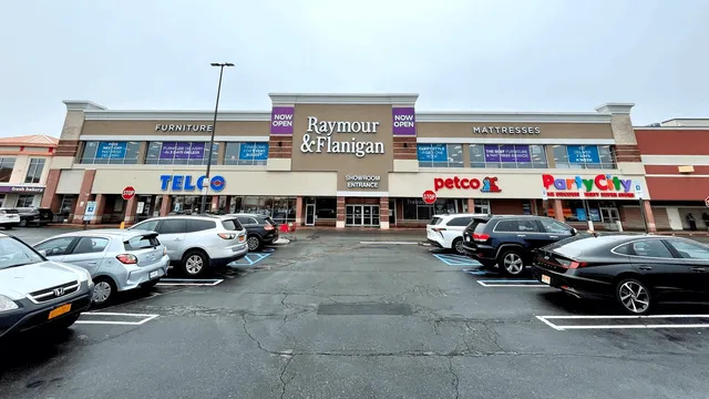 Raymour & Flanigan Furniture and Mattress Store
