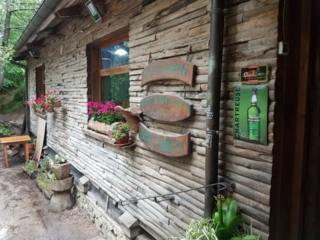 Ritrovo Santa Maria Sas Di A.B. De Raffaele & C.