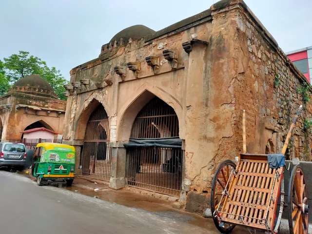Nabi karim Bag Market.