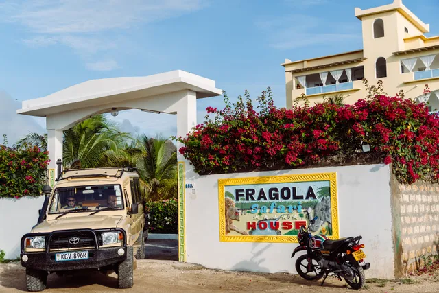 Fragola Safari House