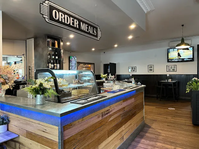 The Royal Hotel Drouin