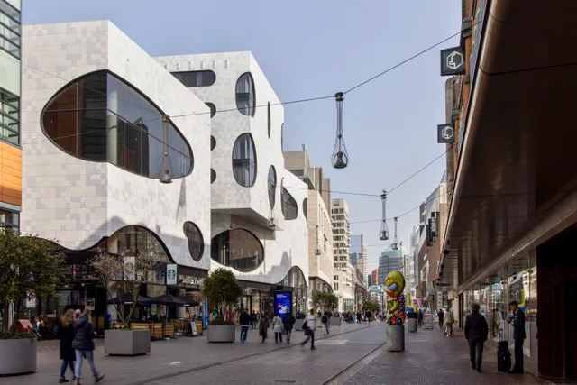 Cove - Centrum, Passage