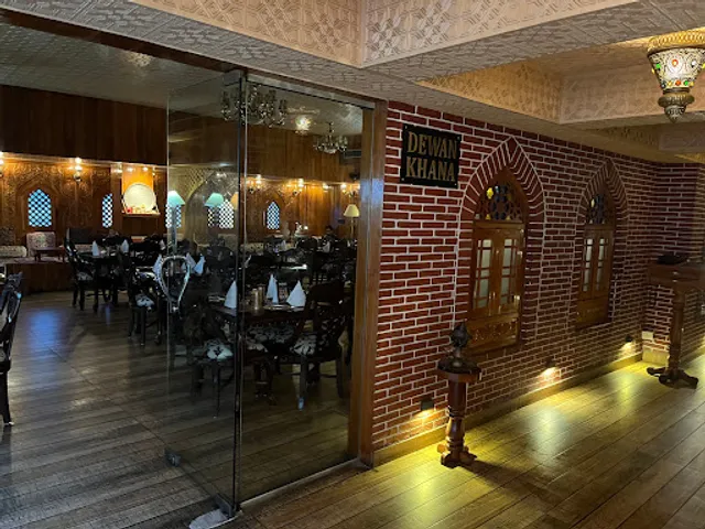 Zarpar - Multi Cuisine - Veg and Non Veg Restaurant