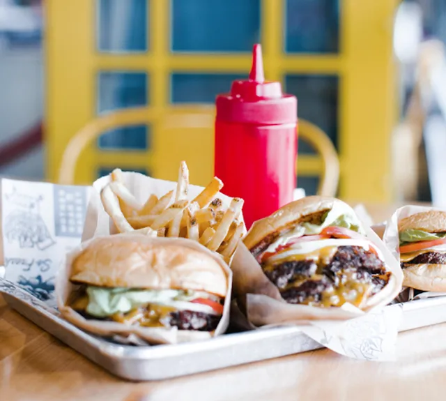 Howdy Burger Mother Road Market