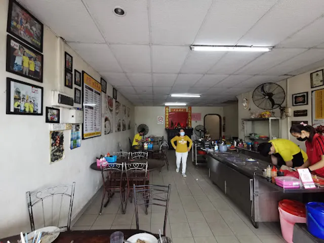 Chiang Kee Chicken on l强记鸡饭 (Pasir Penambang)