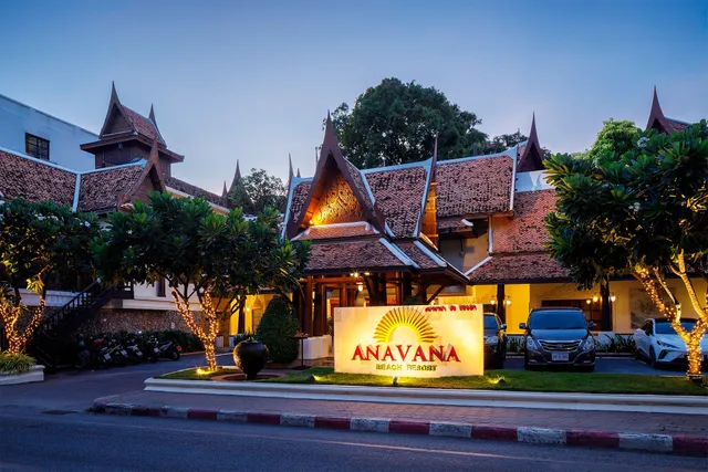 Anavana Beach Resort (Bar & Restaurant)