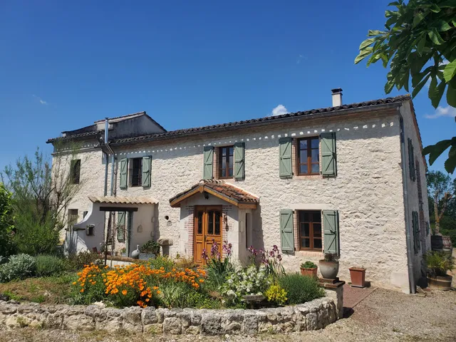 Au Mas de Janita : Chambres d'hôtes et gîte Le Pressoir