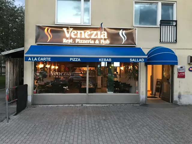 Venezia Restaurang Pizza Pub Täby