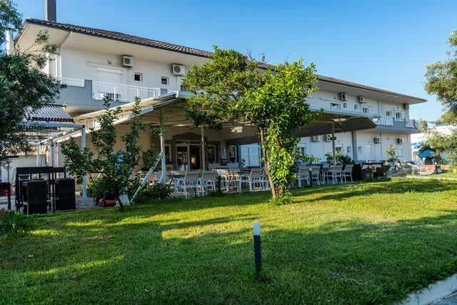 Possidona Beach Hotel