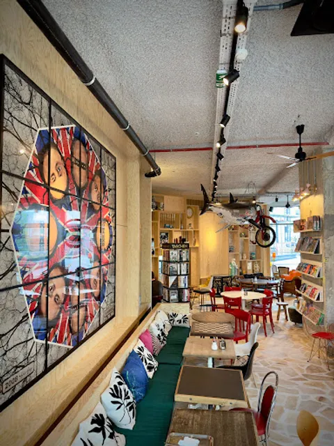 Léopold Café Porte de Namur