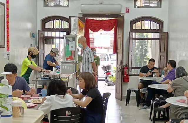 Foong's Hainan Chicken Rice