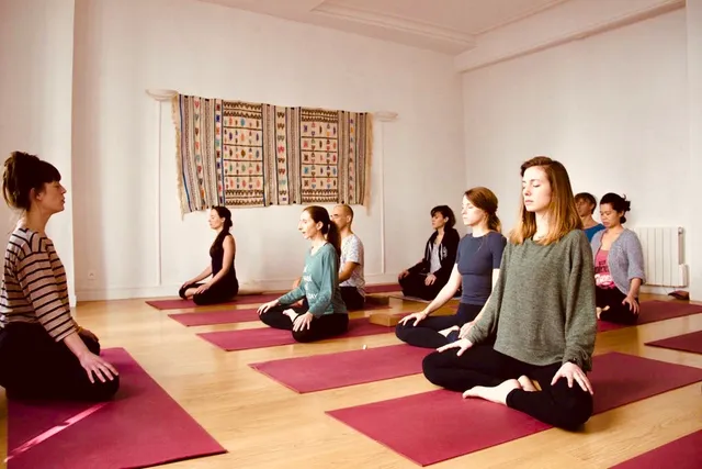 Workshop Marais - Center Yoga And Pilates À Paris Marais | Reformer, Springboard, Pilates Machine