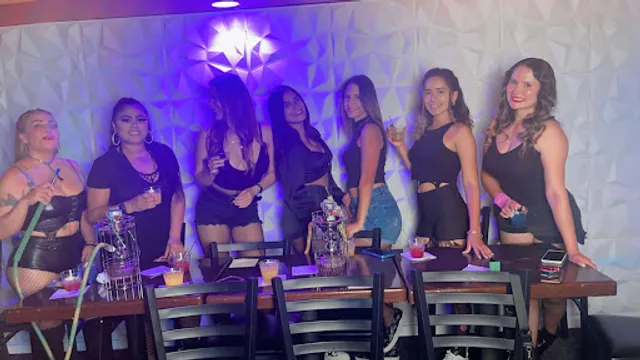 La Chula bar & grill