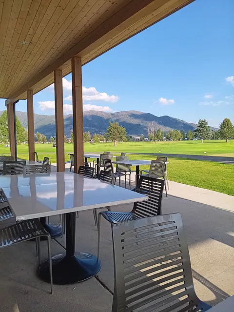 Back 9 Sports Bar & Grille