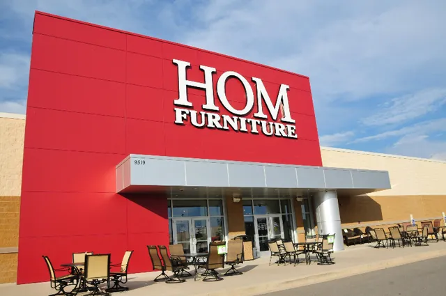 HOM Furniture