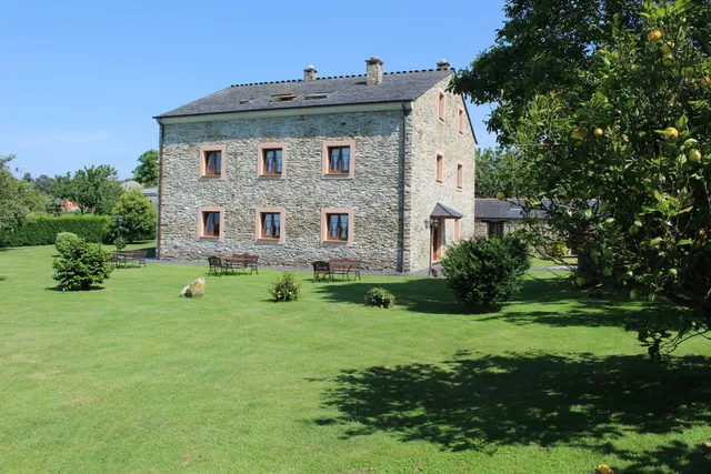 Apartamentos Casa Cerolleiro