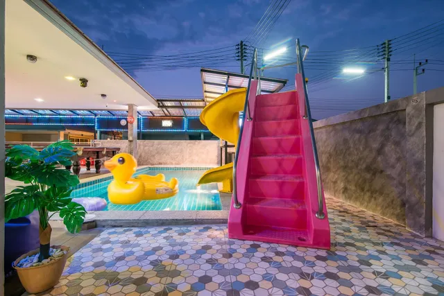 บ้านพักชะอำ 4U Pool Villa